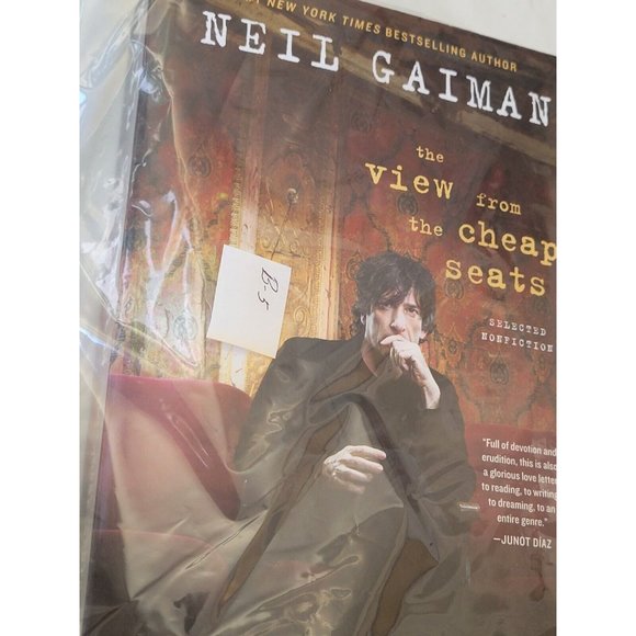 The View from the Cheap Seats: Selected Nonfiction by Neil Gaiman Copyright 2016 - Picture 5 of 5